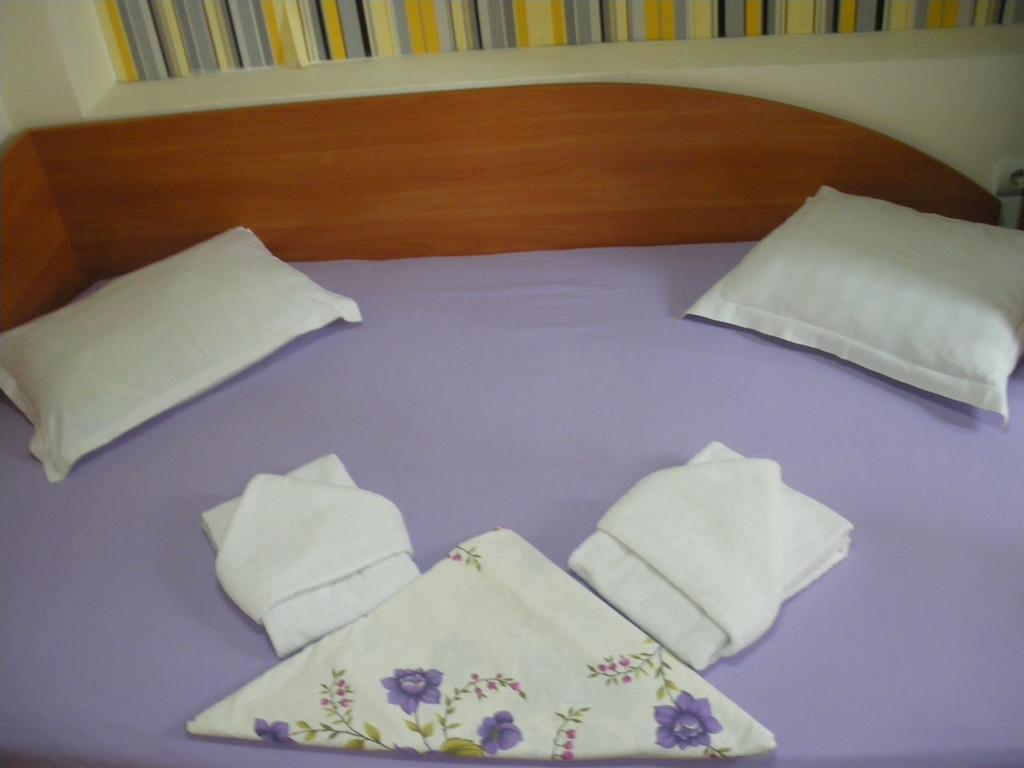 Brani Family Hotel Ruse Chambre photo