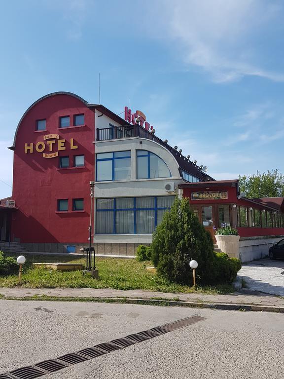 Brani Family Hotel Ruse Extérieur photo